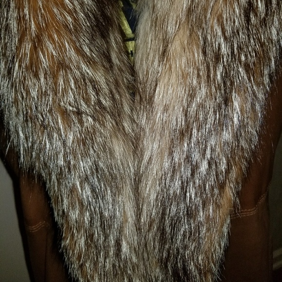 Fur Coat - Picture 2 of 8